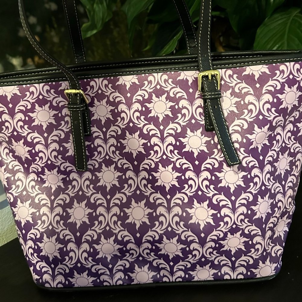 Tangled Style Coated Vegan Leather Handle Purse Tote Bag